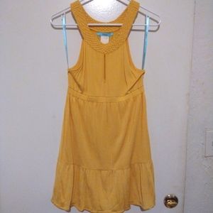 Marciano yellow tank